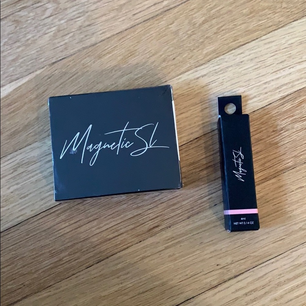 Magnetic lashes and with magnetic liner